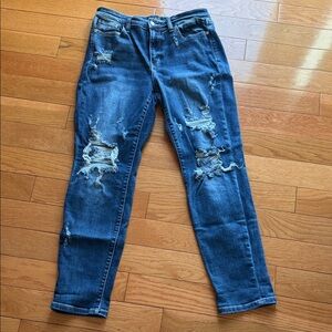 Judy Blue Distressed Skinny Jeans in Dark Blue